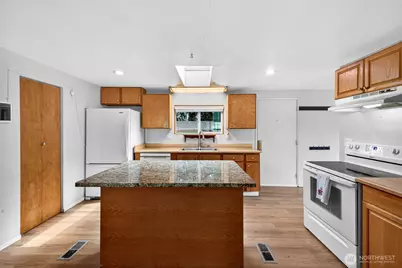 22222 133rd Street E, Bonney Lake, WA 98391 - Photo 11