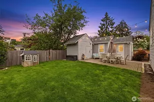 106 N 100th St, Seattle, WA 98133 - Photo 25