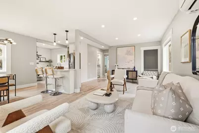 106 N 100th Street, Seattle, WA 98133 - Photo 3