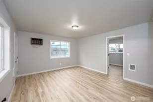 4253 NE Lincoln Dr, Moses Lake, WA 98837 - Photo 7