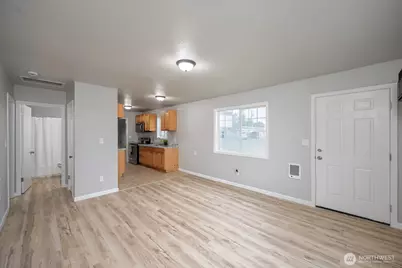 4253 NE Lincoln Drive, Moses Lake, WA 98837 - Photo 5