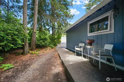 11222 Country Club Place, Anderson Island, WA 98303 - Photo 9