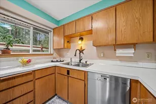 11222 Country Club Pl, Anderson Island, WA 98303 - Photo 19