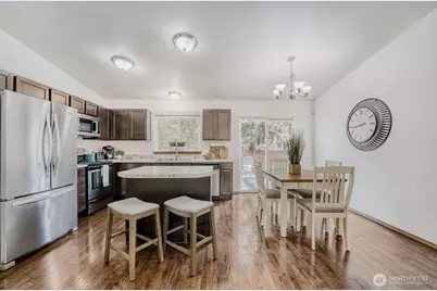 22121 129th Street E, Bonney Lake, WA 98391 - Photo 5