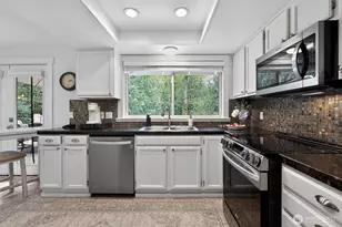20009 SE 20th Pl, Sammamish, WA 98075 - Photo 19