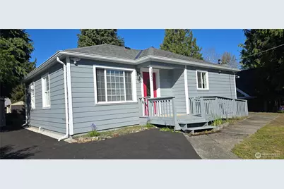 12053 70 Avenue S, Seattle, WA 98178 - Photo 1