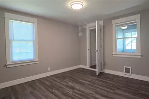 12053 70th Ave S, Seattle, WA 98178 - Photo 9
