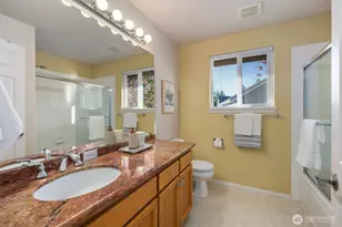 8218 126th Pl SE, Newcastle, WA 98056 - Photo 31
