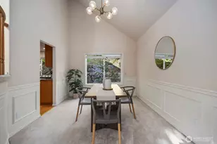 8218 126th Pl SE, Newcastle, WA 98056 - Photo 9