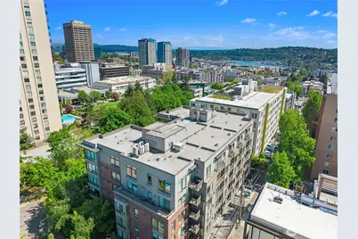 4547 8th Avenue NE #602, Seattle, WA 98105 - Photo 25