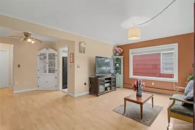 1409 9th Avenue, Longview, WA 98632 - Photo 5