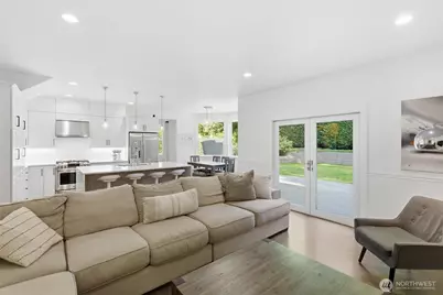 12217 NE 100th Street, Kirkland, WA 98033 - Photo 15