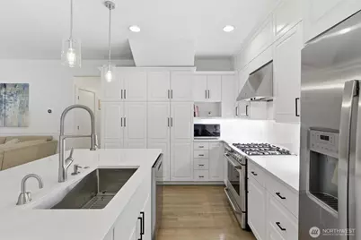 12217 NE 100th Street, Kirkland, WA 98033 - Photo 13