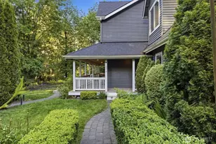 12217 NE 100th St, Kirkland, WA 98033 - Photo 7