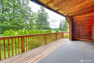 8325 Spurgeon Creek Rd SE, Olympia, WA 98513 - Photo 9