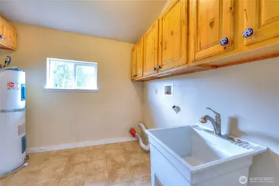 8325 Spurgeon Creek Road SE, Olympia, WA 98513 - Photo 11