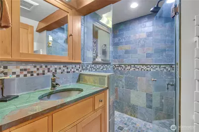 7229 Ledroit Court SW, Seattle, WA 98136 - Photo 23