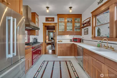 7229 Ledroit Court SW, Seattle, WA 98136 - Photo 5