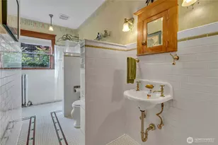7229 Ledroit Ct SW, Seattle, WA 98136 - Photo 19