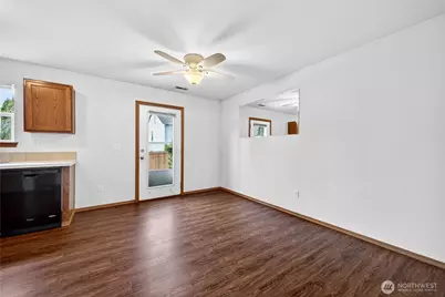 12205 135th Street E, Puyallup, WA 98374 - Photo 9