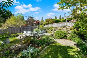 8627 Fauntlee Crest SW, Seattle, WA 98136 - Photo 39