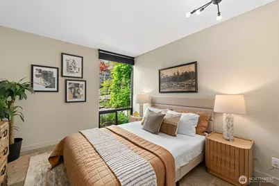 8627 Fauntlee Crest SW, Seattle, WA 98136 - Photo 33