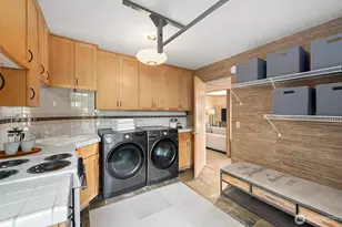 8627 Fauntlee Crest SW, Seattle, WA 98136 - Photo 35