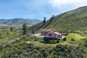 15 Prospect Rd, Winthrop, WA 98862 - Photo 1