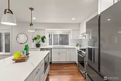 7338 23rd Avenue NE, Seattle, WA 98115 - Photo 9