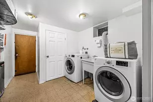 13717 NE 70th Pl, Redmond, WA 98052 - Photo 25