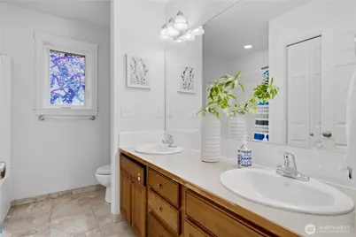 15410 Waynita Way NE, Bothell, WA 98011 - Photo 31