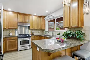 15410 Waynita Way NE, Bothell, WA 98011 - Photo 13