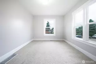 6753 14th Ave NW, Seattle, WA 98117 - Photo 3