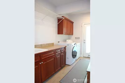 5304 151st Avenue Ct E, Sumner, WA 98390 - Photo 11