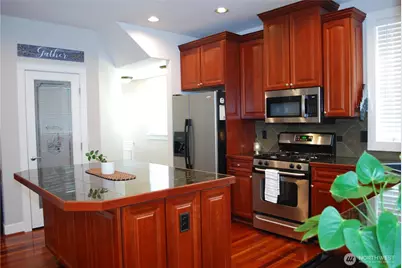 5304 151st Avenue Ct E, Sumner, WA 98390 - Photo 9