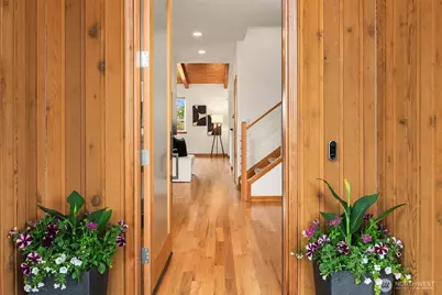 911 NW 59th Street, Seattle, WA 98107 - Photo 3