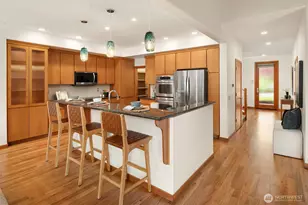 911 NW 59th St, Seattle, WA 98107 - Photo 11