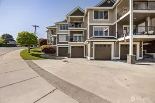 230 E Furnham Ave, Chelan, WA 98816 - Photo 25