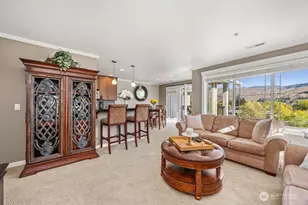 230 E Furnham Ave, Chelan, WA 98816 - Photo 5