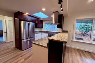 1135 147th Pl NE, Bellevue, WA 98007 - Photo 7
