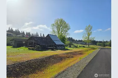 130 E Virgil Drive W, Allyn, WA 98524 - Photo 3