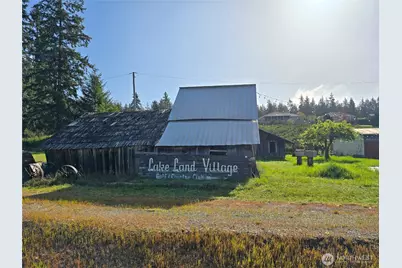 81 E Virgil Drive W, Allyn, WA 98524 - Photo 3