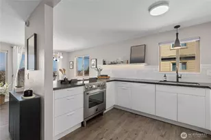4511 Greenwood Ave N, Seattle, WA 98103 - Photo 7