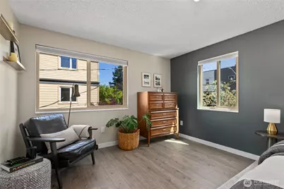 4511 Greenwood Avenue N #6, Seattle, WA 98103 - Photo 19