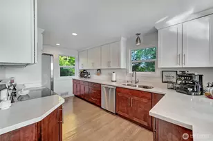10825 Marine View Dr SW, Seattle, WA 98146 - Photo 3