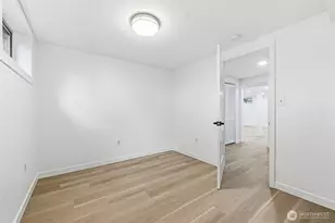 10825 Marine View Dr SW, Seattle, WA 98146 - Photo 15