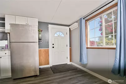 9900 Blomberg Street SW #9, Olympia, WA 98512 - Photo 3