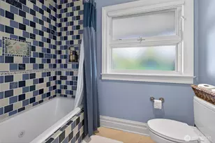 10419 NE 53rd St, Kirkland, WA 98033 - Photo 35