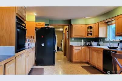 11802 28th Avenue E, Tacoma, WA 98445 - Photo 15