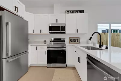 9420 S D St #2, Tacoma, WA 98444 - Photo 7